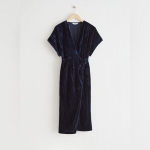& Other Stories Midnight Blue Velvet Midi Dress